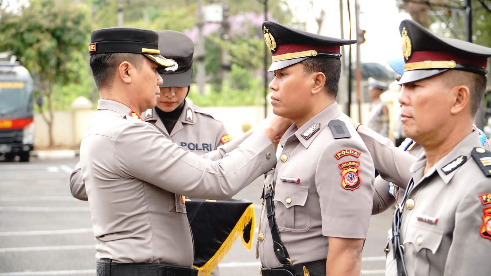 Upacara sertijab Kasat Lantas Polres Banjar dipimpin langsung Kapolres Banjar, AKBP Bayu Catur Prabowo.