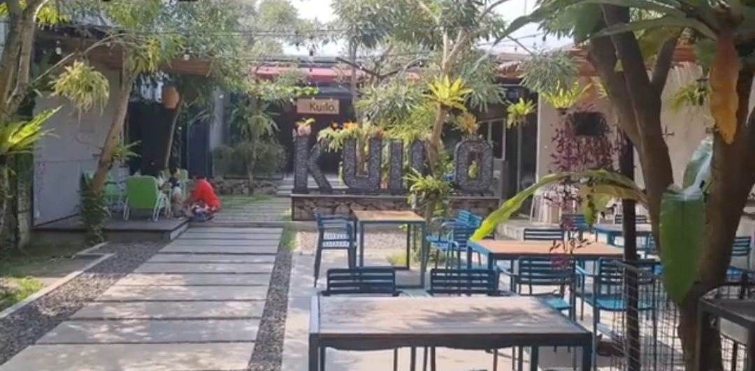 Resto Kuilo Coffee dan Kitchen, cafe dan resto asri cozy di Ciater Tangerang Selatan Banten/tangkapan layar YouTube/Edivayunda Channel 