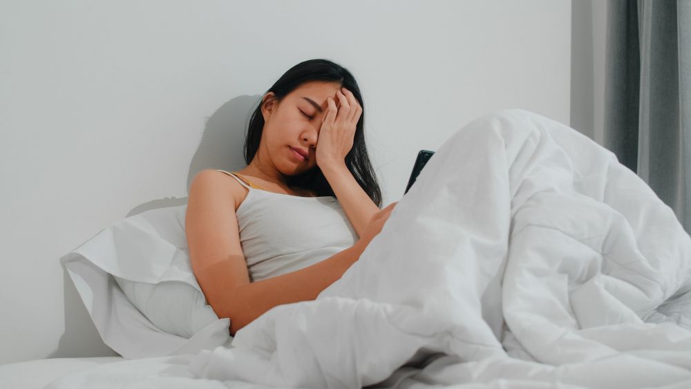 Ilustrasi orang mengalami insomnia yang bisa menyebabkan penyakit lain, seperti jantung, diabetes, dll. 