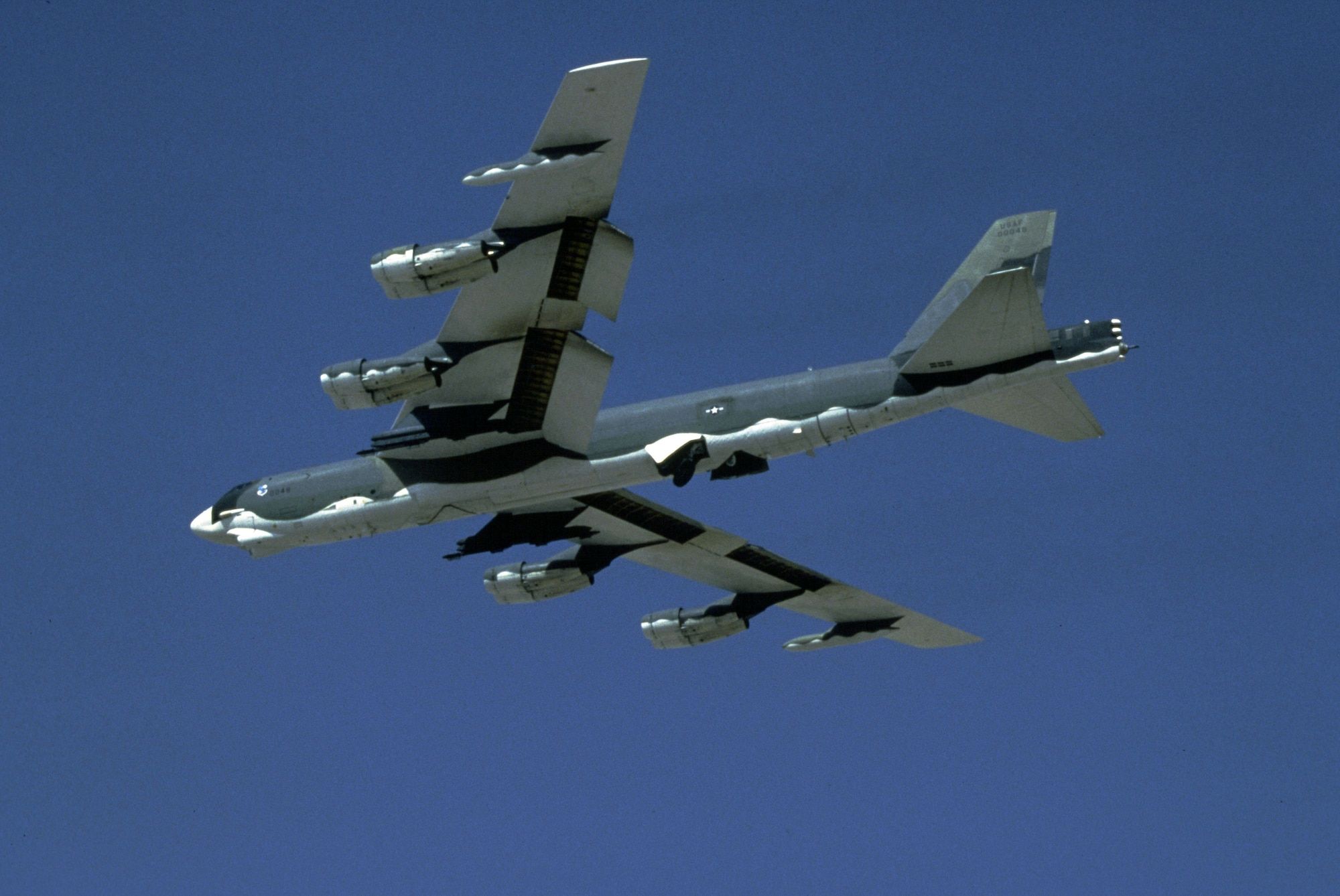 Pesawat B-52H Stratofortress -f/istimewa 