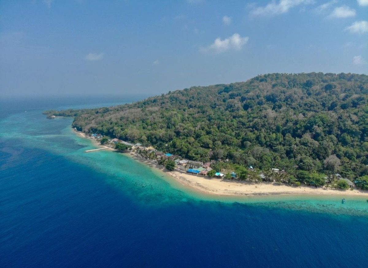 12 Tempat Wisata Di Pulau Banda Neira Yang Wajib Dikunjungi Lengkap ...