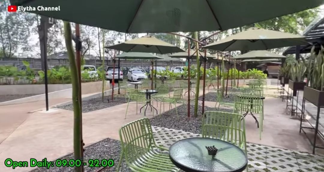 Kama Ruang Resto, cafe dan resto asri, cozy  di Bintaro Tangerang Selatan Banten/tangkapan layar YouTube/Elytha Channel 