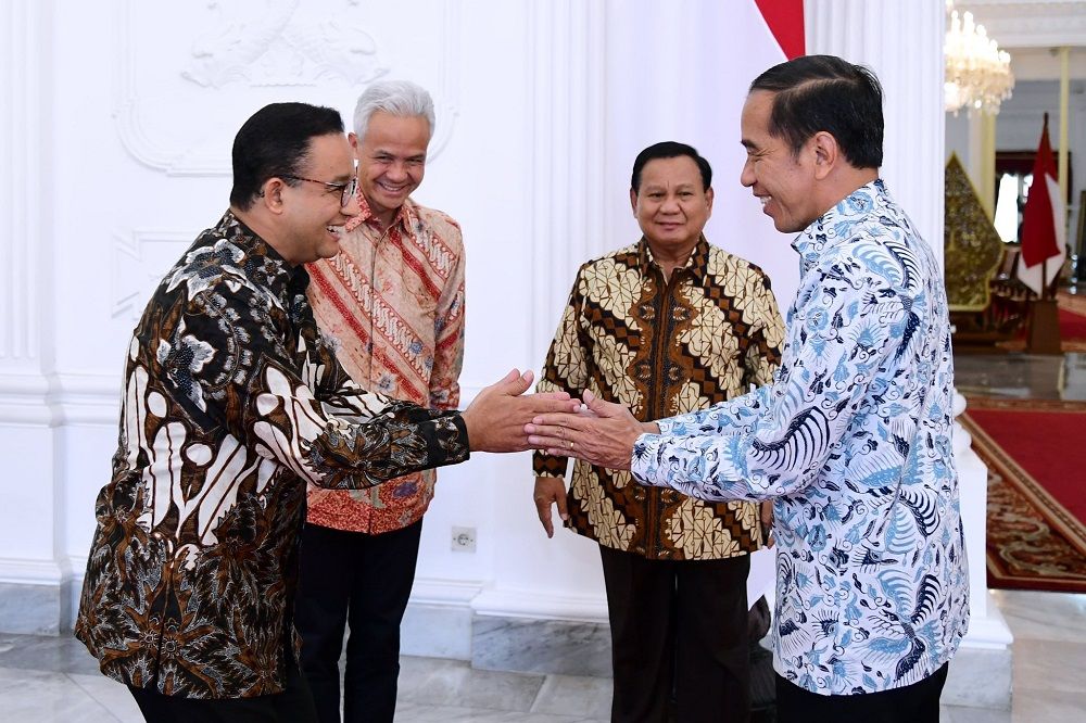 Jamuan makan siang menjadi sorotan utama, terutama karena Anies Baswedan sempat menyinggung isu netralitas Presiden Jokowi. 