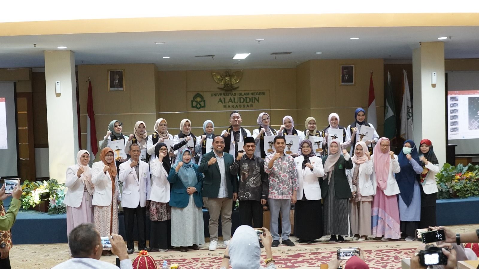 FKIK Ambil Sumpah 11 Dokter Muda, Total 61 Dokter Jebolan UIN Alauddin Makassar