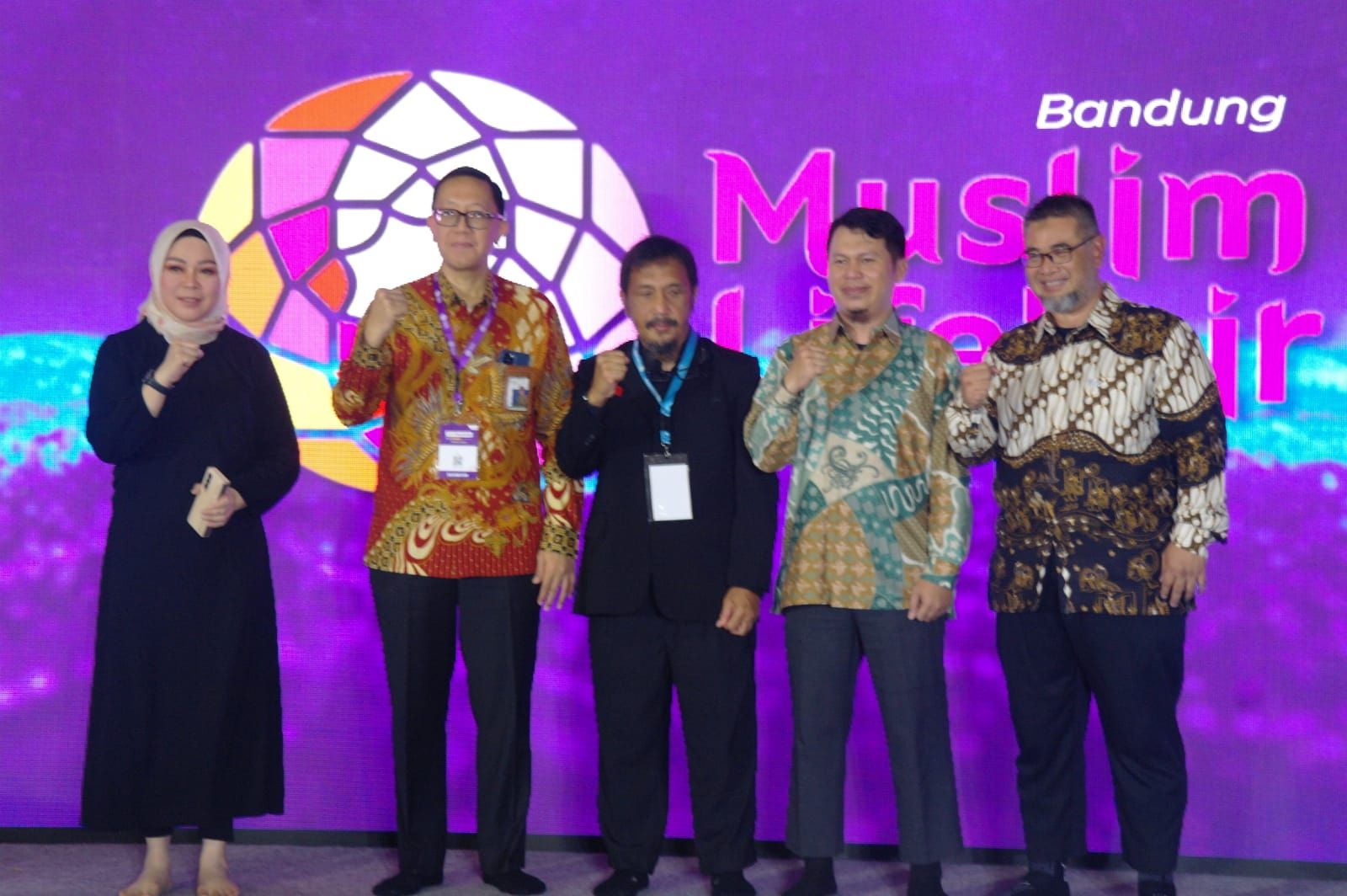 Kabid Perekonomian Setda Jabar Yuke Mauliani Septina usai membuka gelaran Muslim LifeFair 2023 Bandung