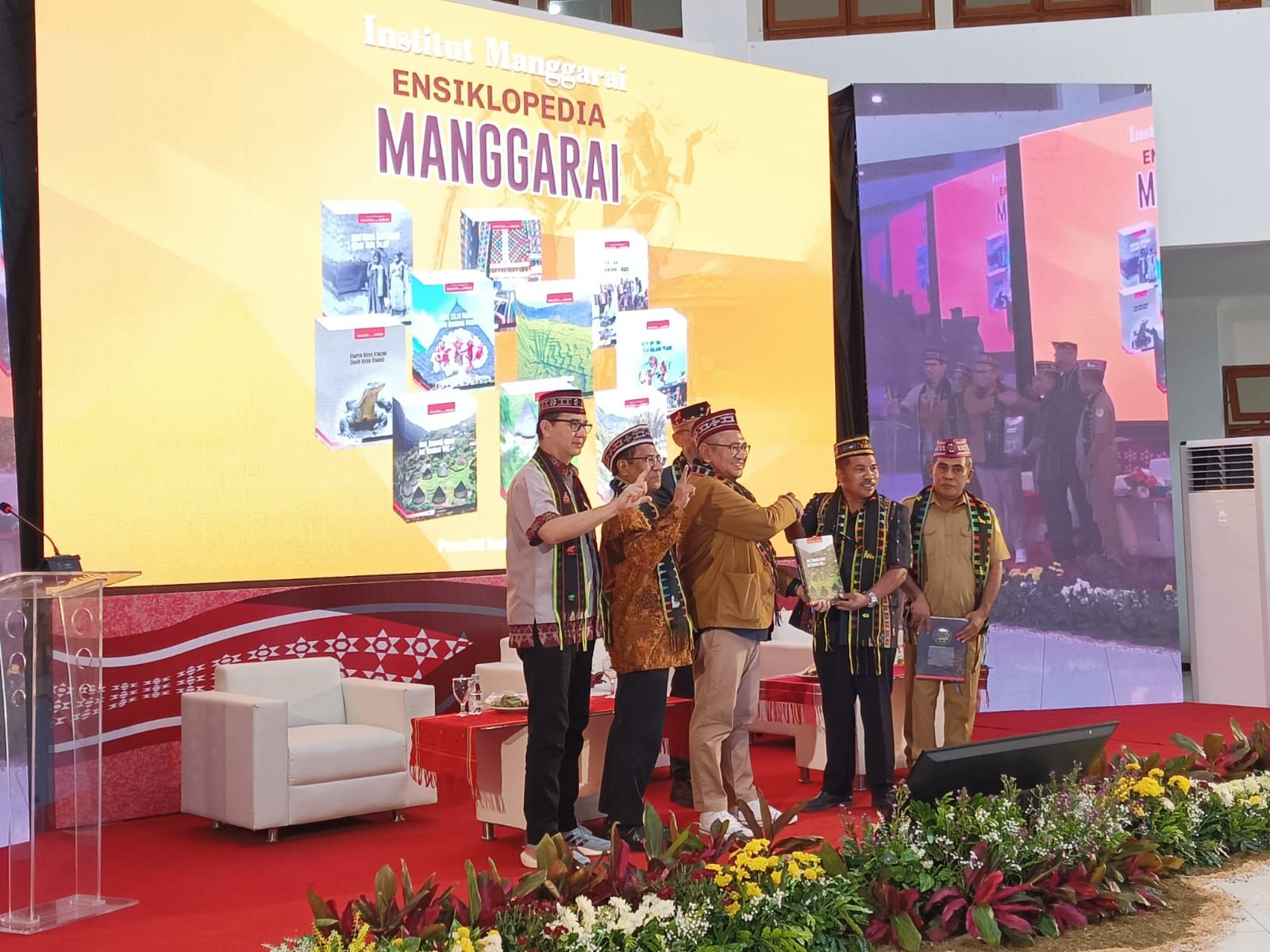 Foto: Festival Budaya itu akan terus dilakukan untuk lebih mengenal secara mendalam tentang budaya Manggarai.