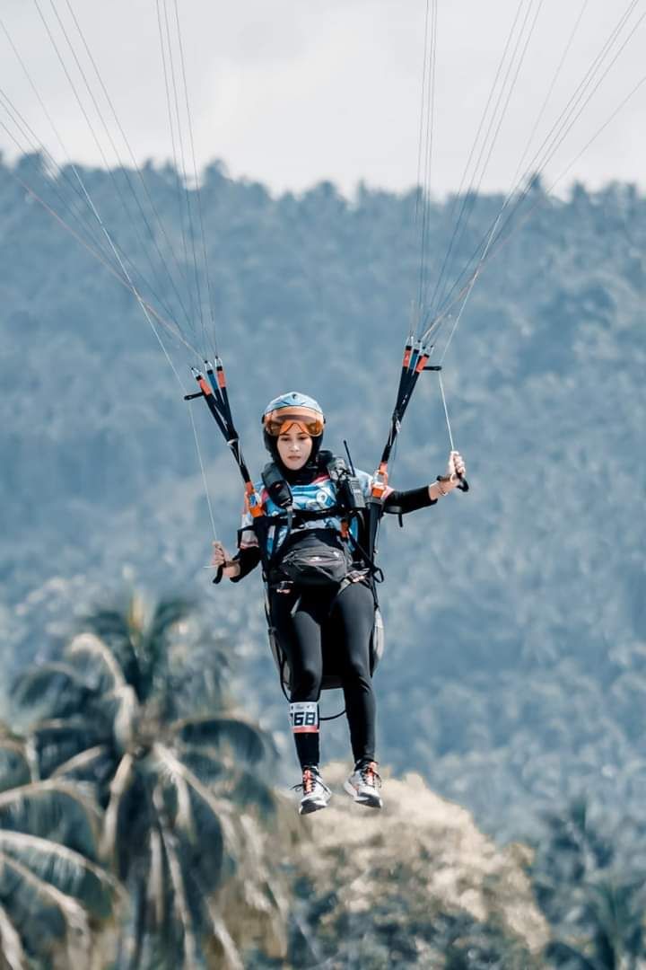 Nasywa Ensakautsari Atlet Paralayang