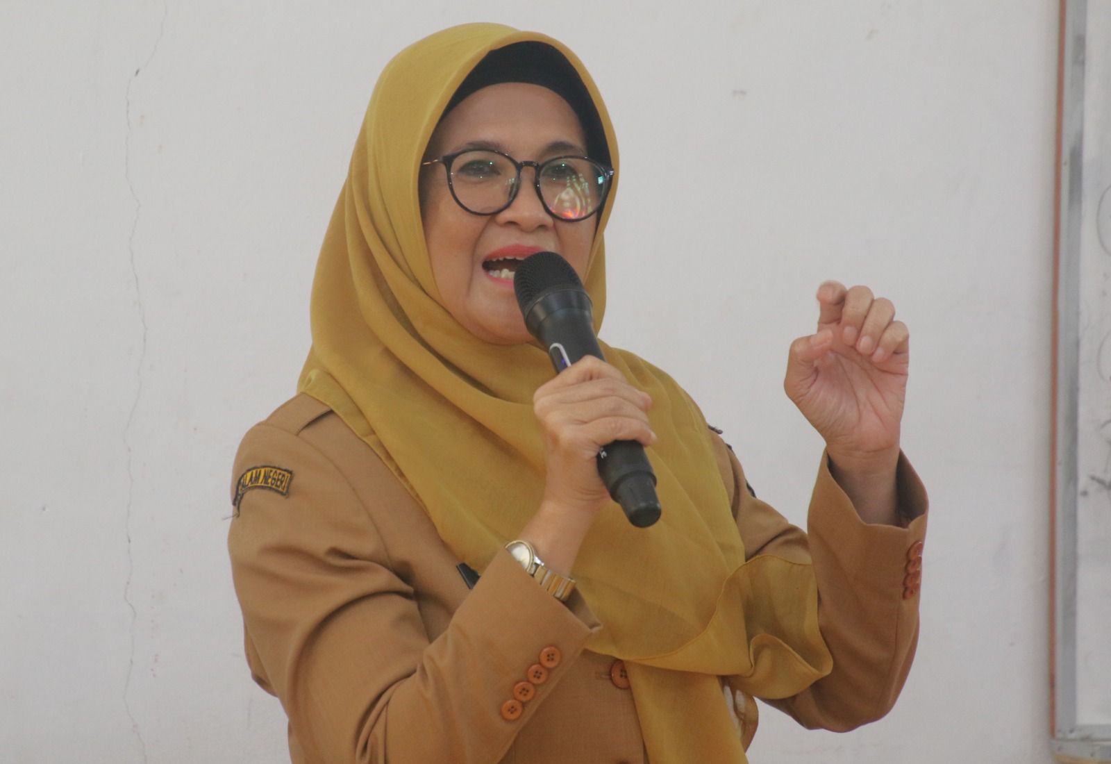 Wali Kota dr Susanti Buka Sosialisasi Etika Dan Budaya Politik Bagi Pemilih Pemula di SMAN 6 Pematang Siantar