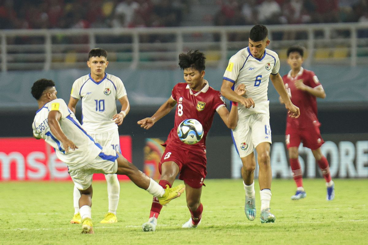 Pertandingan Timnas U 17 Indonesia kontra Panama di Stadion Gelora Bung Tomo Surabaya