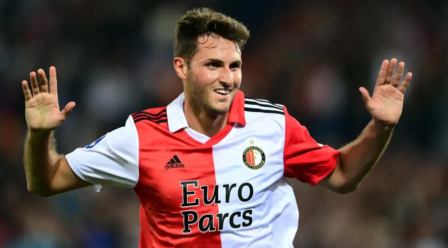 Striker Feyenoord Santiago Gimenez dalam 