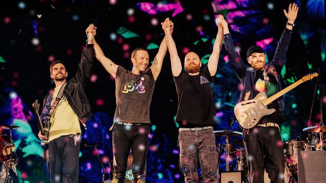 Penonton Konser Coldplay Harus Jalan Kaki dan Gunakan Transportasi Umum