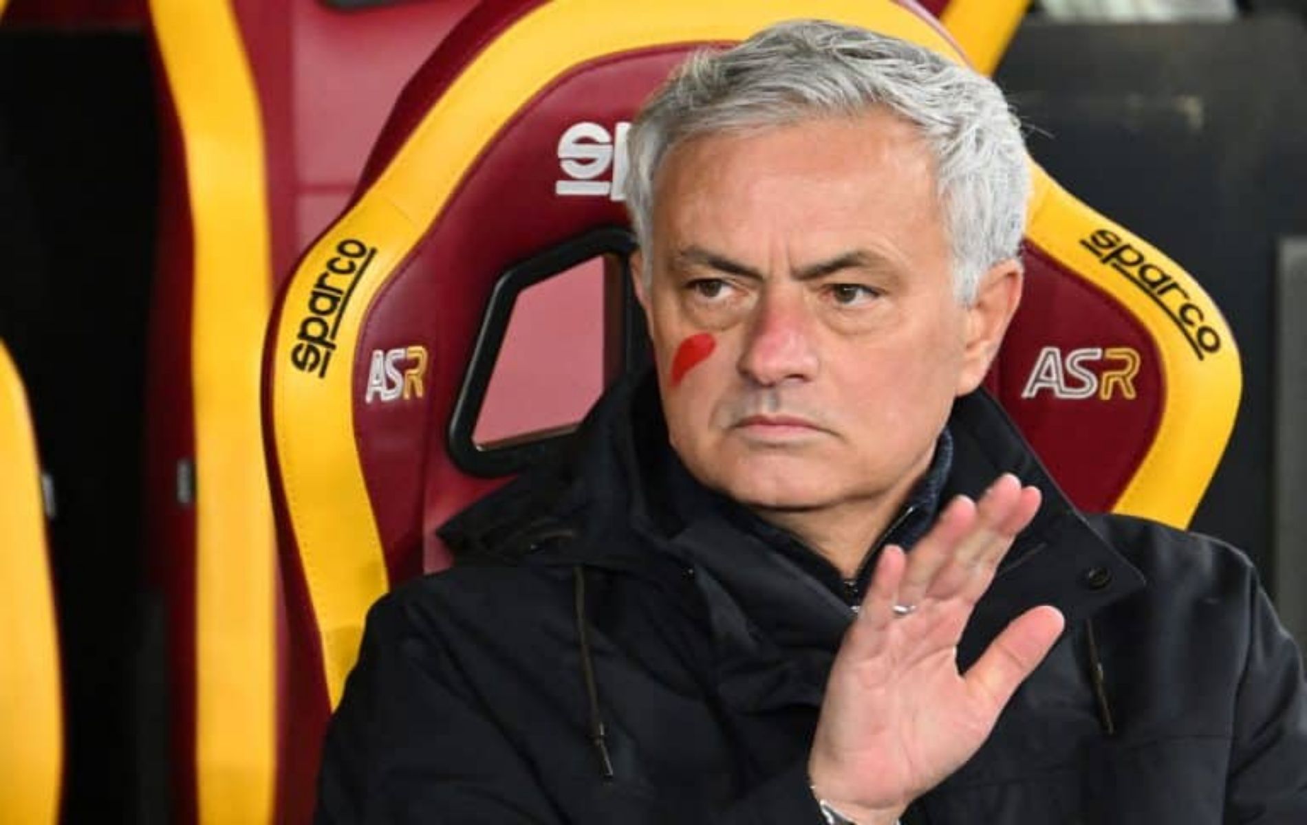 Milan Vs Roma Liga Italia Rossoneri Gebuk Sang Serigala 3 1 Rumor Pemecatan Mourinho Merebak 