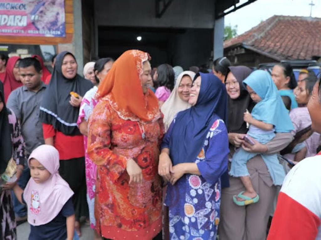 Yeni Wahid saat berada di Pondok Pesantren Al Hikmah Mereng, Kecamatan warungpring, Pemalang Jawa Tengah, Sabtu 2 Desember 2023.