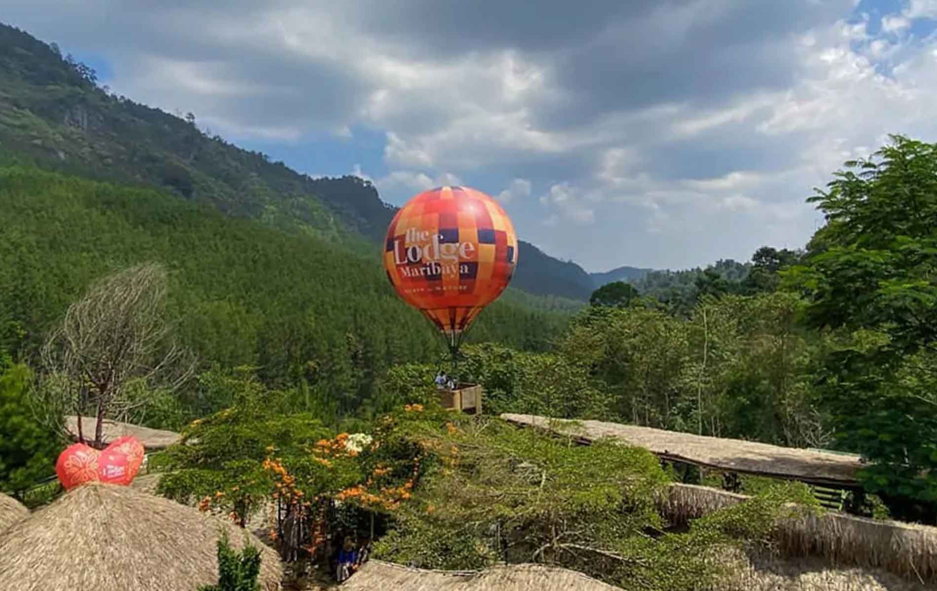 Balon Udara di The Lodge Maribaya, Bandung, Jawa Barat