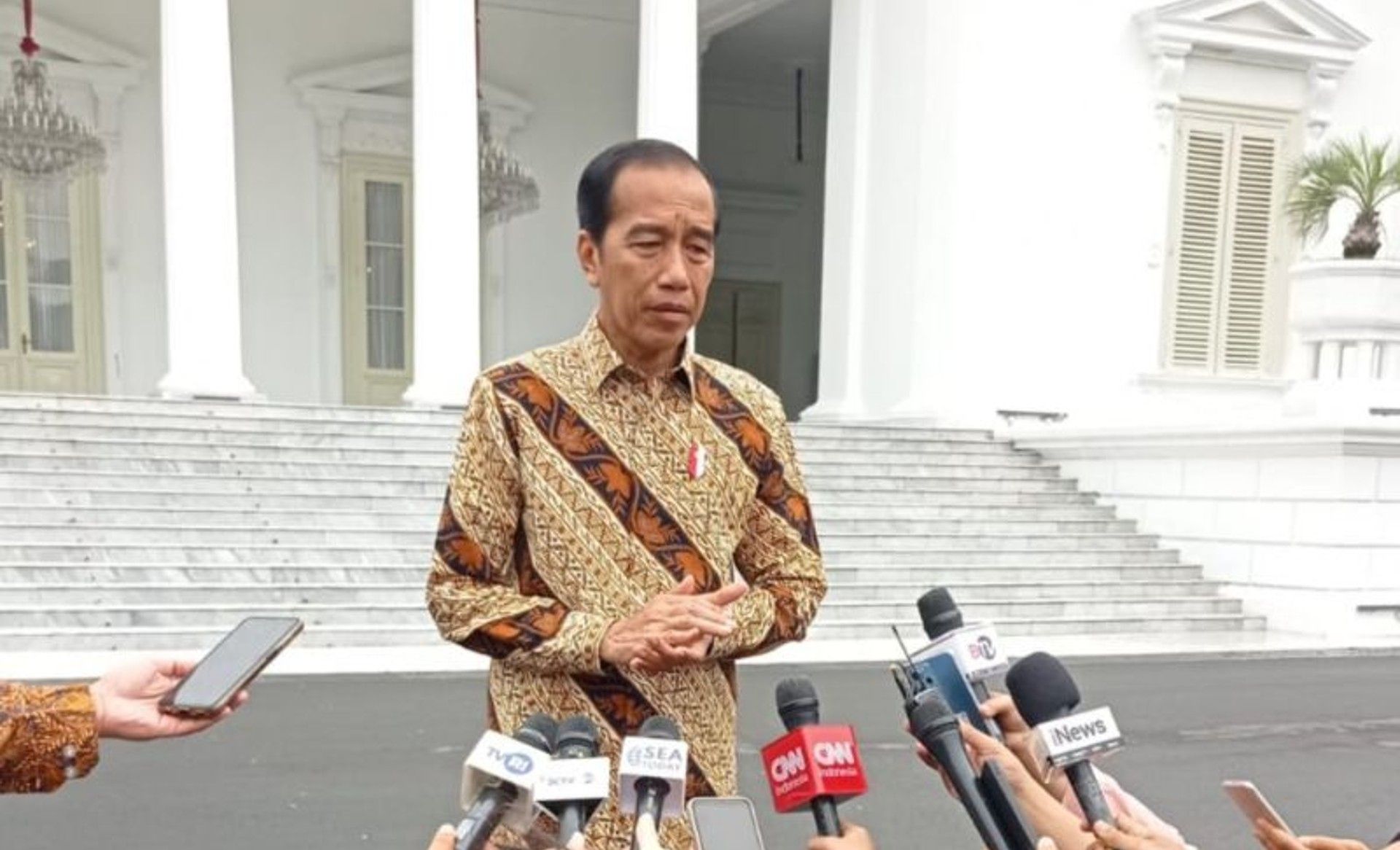 Jelang Pilpres 2024, Survei LSI: 60,2 Persen Publik Yakin Presiden Jokowi Netral 