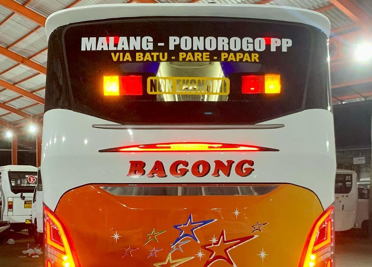 Bagong salah satu bus yang melayani rute Malang-Nganjuk./