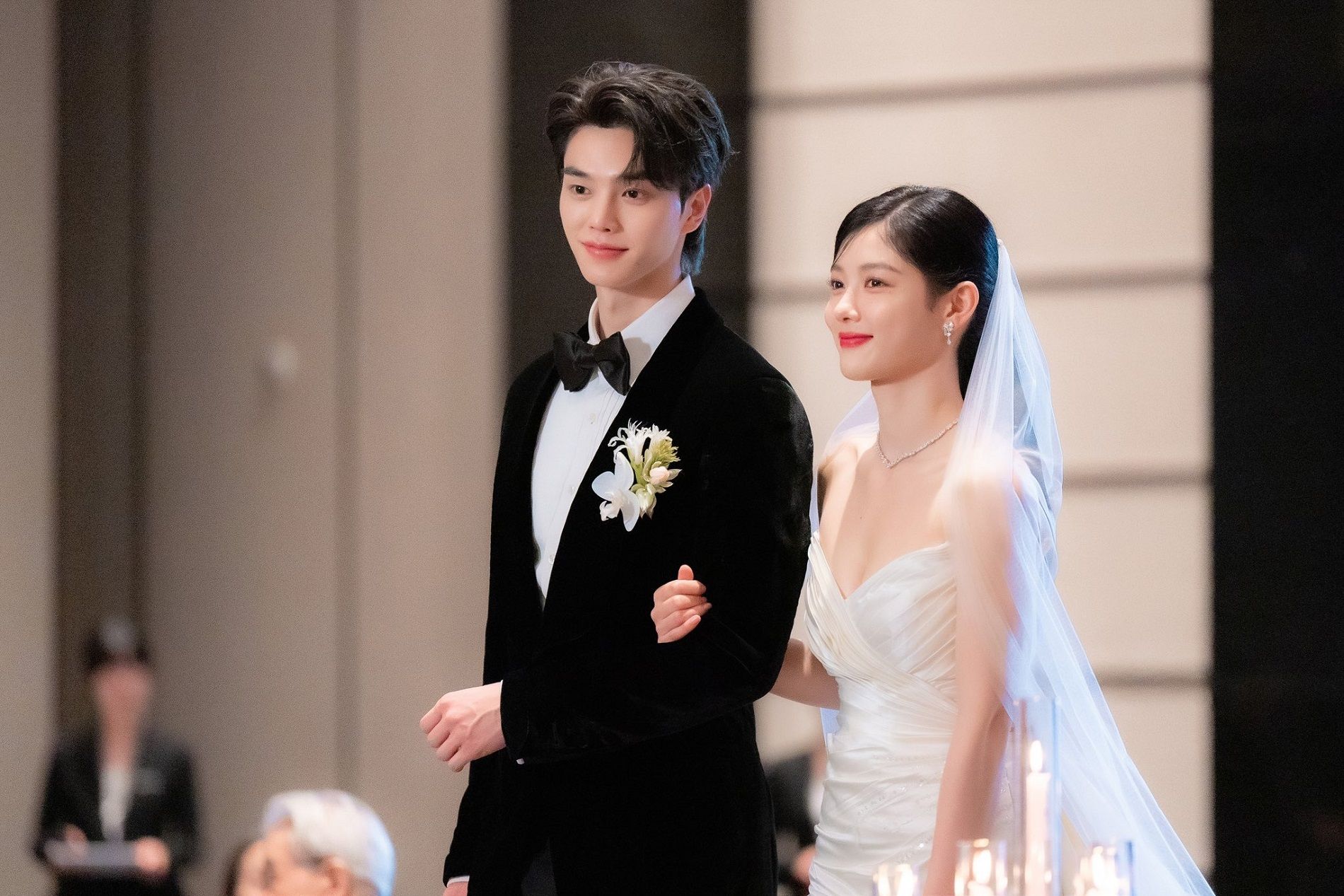 Song Kang dan Kim Yoo Jung menikah di My Demon episode 9 yang rilis malam ini, Sabtu, 9 Desember 2023.