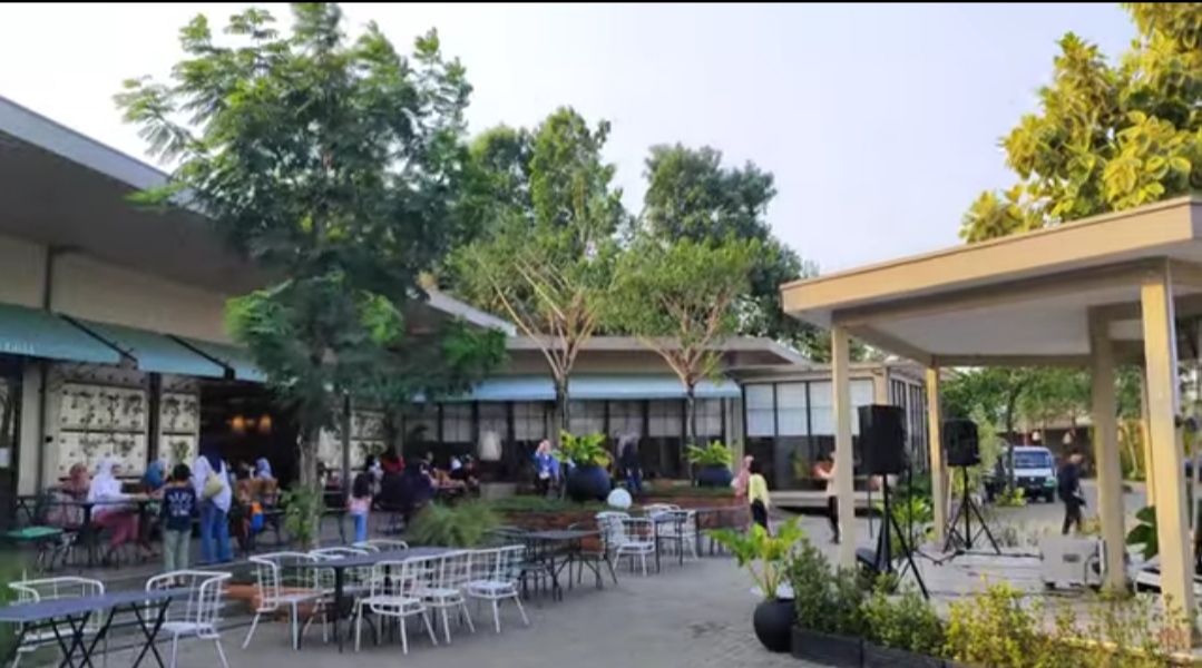 Bening Resto dan Chill, resto dan cafe asri instagramable di Pondok Aren Tangerang Selatan Banten/tangkapan layar YouTube/channel Familymiy 
