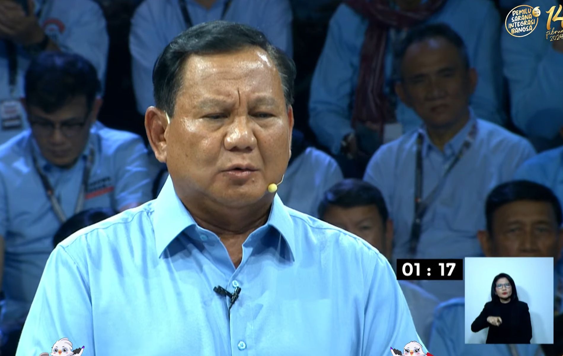Momen Prabowo saat debat capres pertama di Gedung KPU pada Selasa (12/12/2023).