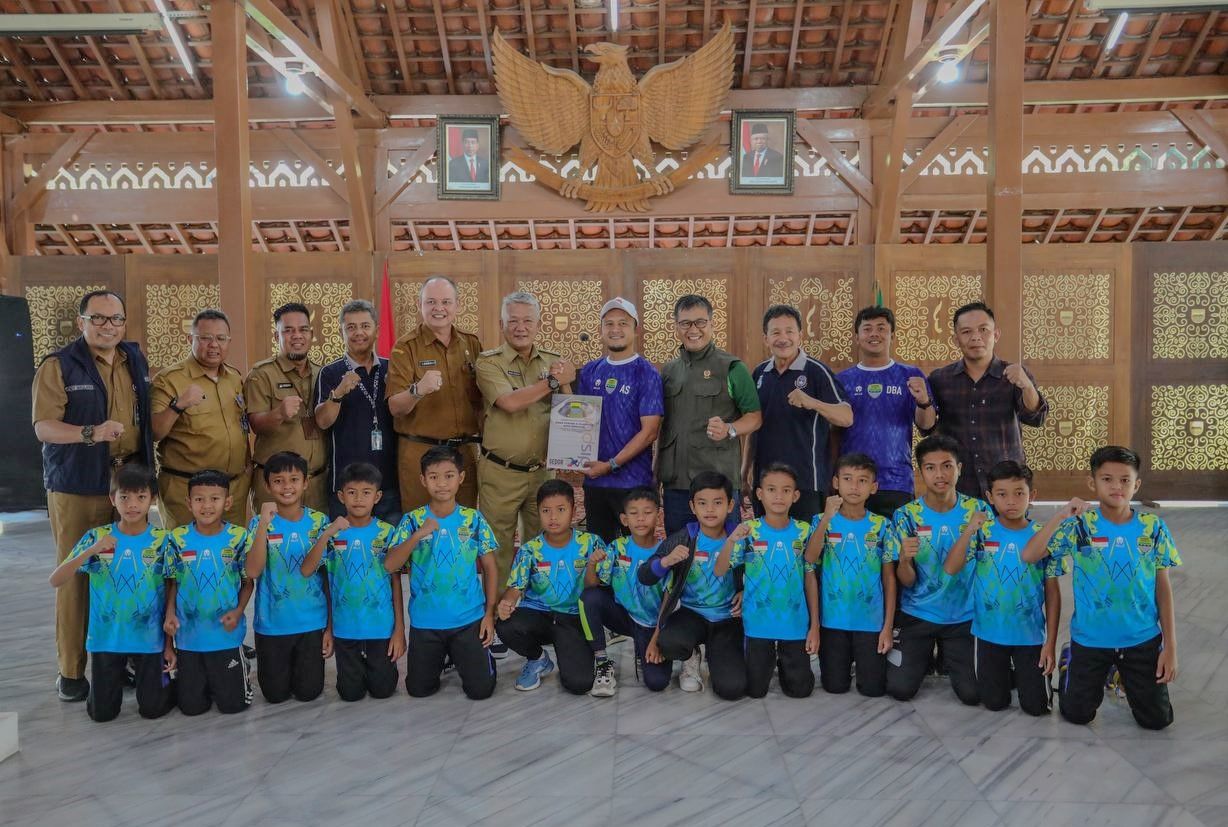 Tim Sepakbola U-10 Bandung Legend siap bertanding di Thailand