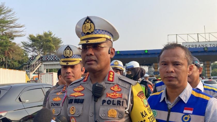  Dirlantas Polda Metro Jaya Kombes Pol Latif Usman beri keterangan./ PMJ/Ist