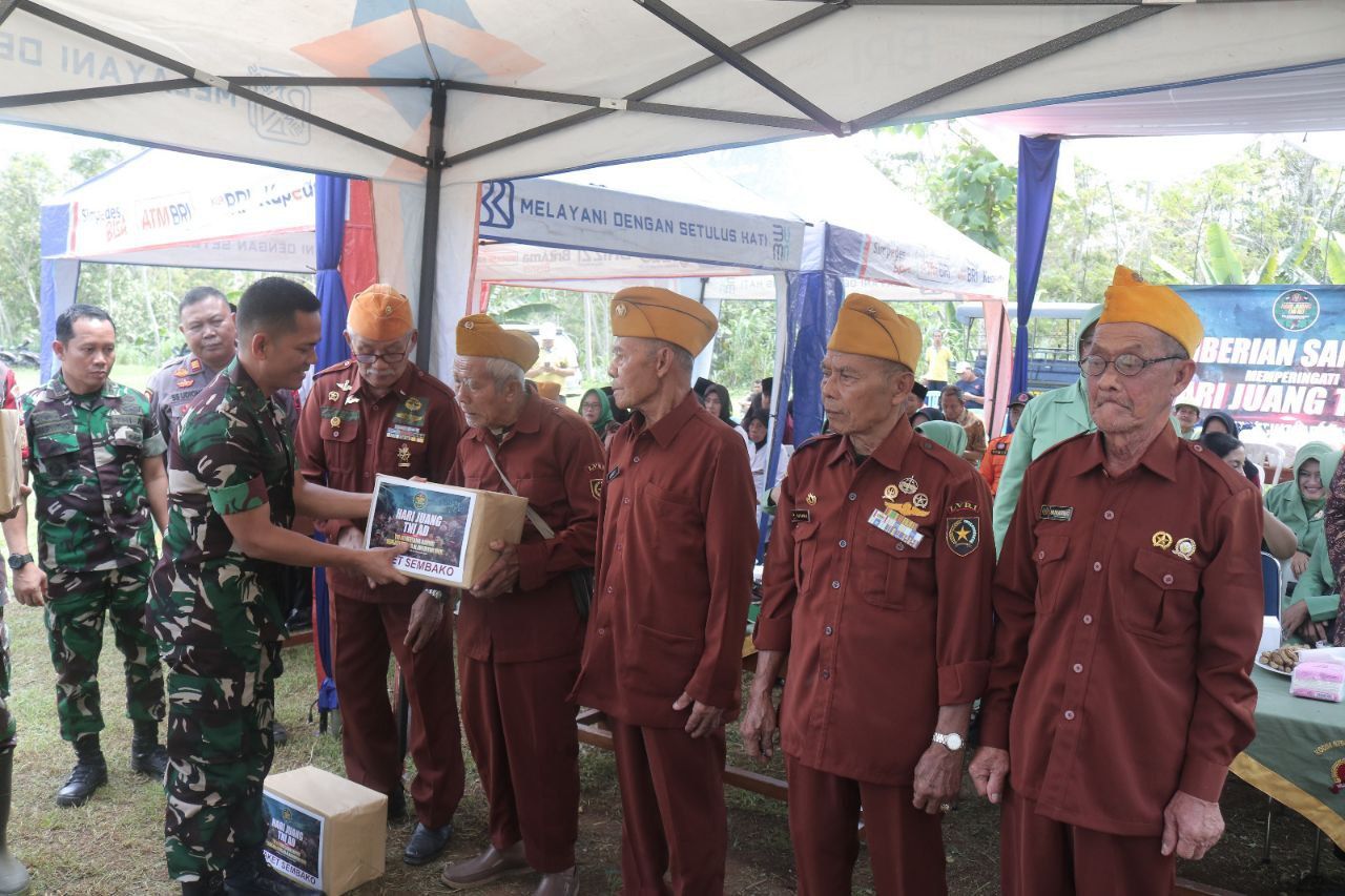 Apresiasi kepada para veteran, Peringati Hari Juang TNI AD Kodim Banjarnegara Gelar Karya Bakti, Bersatu dengan Alam untuk NKRI