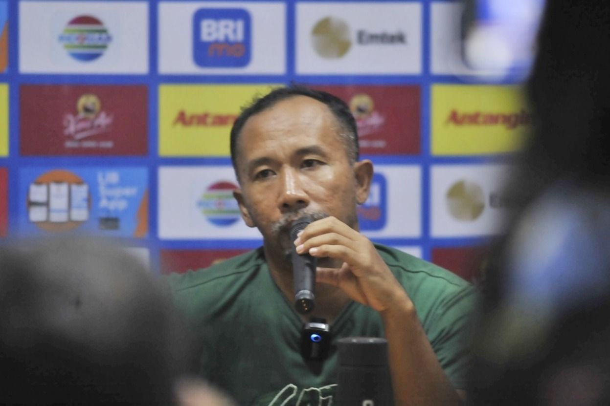 Pelatih Persebaya Surabaya, Uston Nawawi