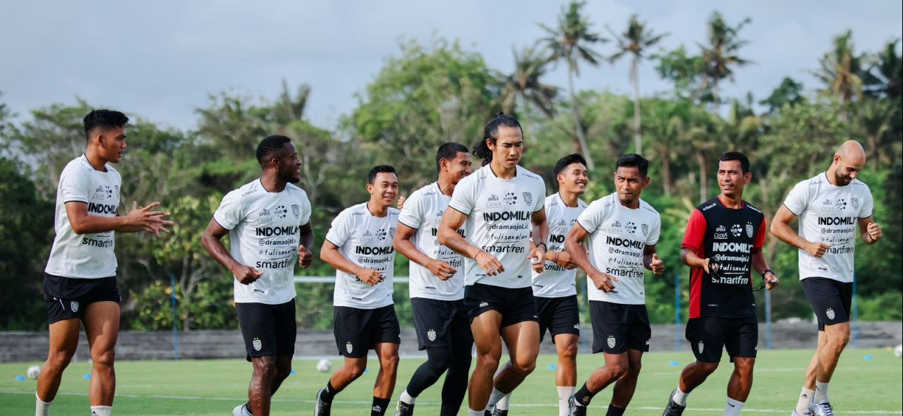 Skuad Bali United berlatih serius guna menghadapi Persib Bandung di pekan ke 23 Liga 1, Senin, 18 Desember 2023.*