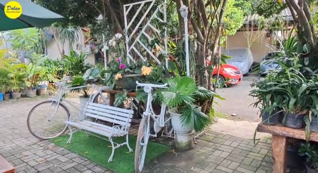 Kepiting Mertua Cafe dan Resto, tempat kuliner cozy instagramable di Ciledug Kota Tangerang Banten/tangkapan layar YouTube/channel Doyan Jalan Jalan