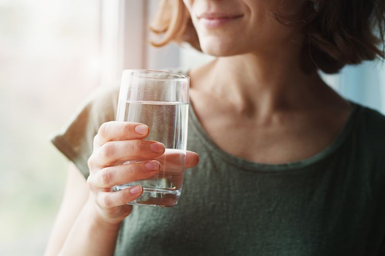 Mengulas Berbagai Manfaat Baik Minum Air Putih di Pagi Hari