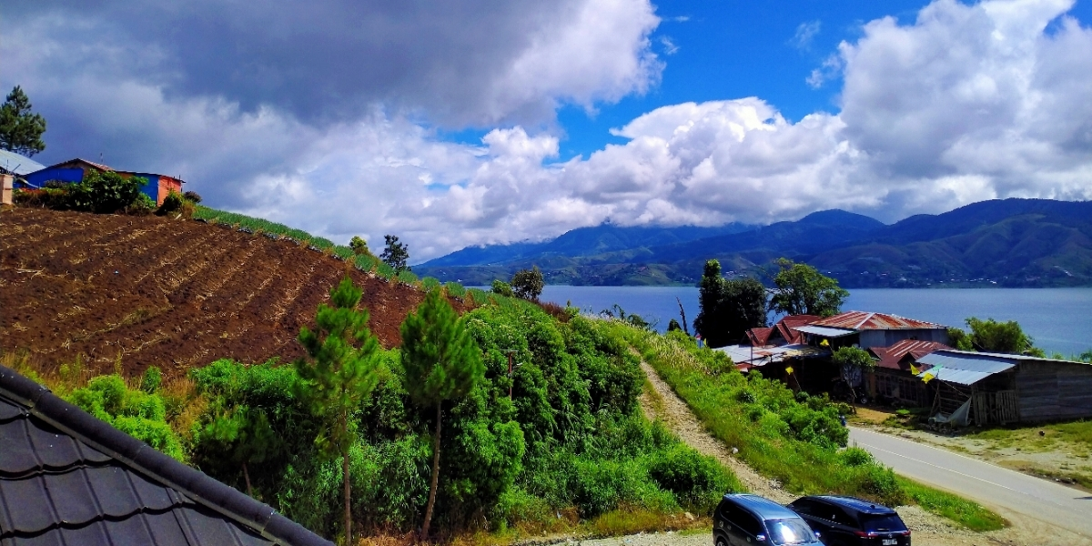 Pinggir Danau Kembar Kabupaten Solok 