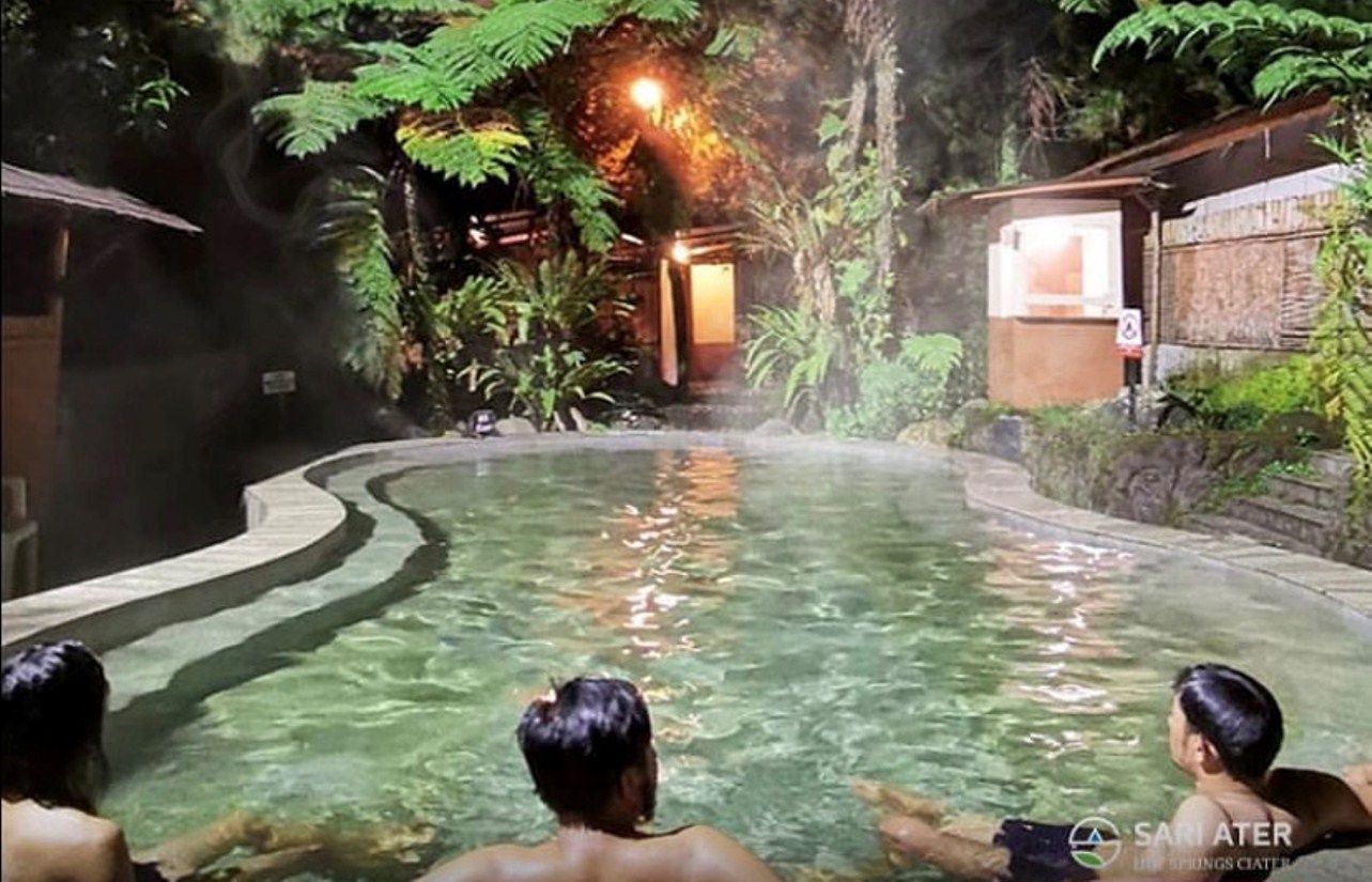 Sari Ater Hot Spring Ciater tempat berendam air panas nyaman dan syahdu di Subang.