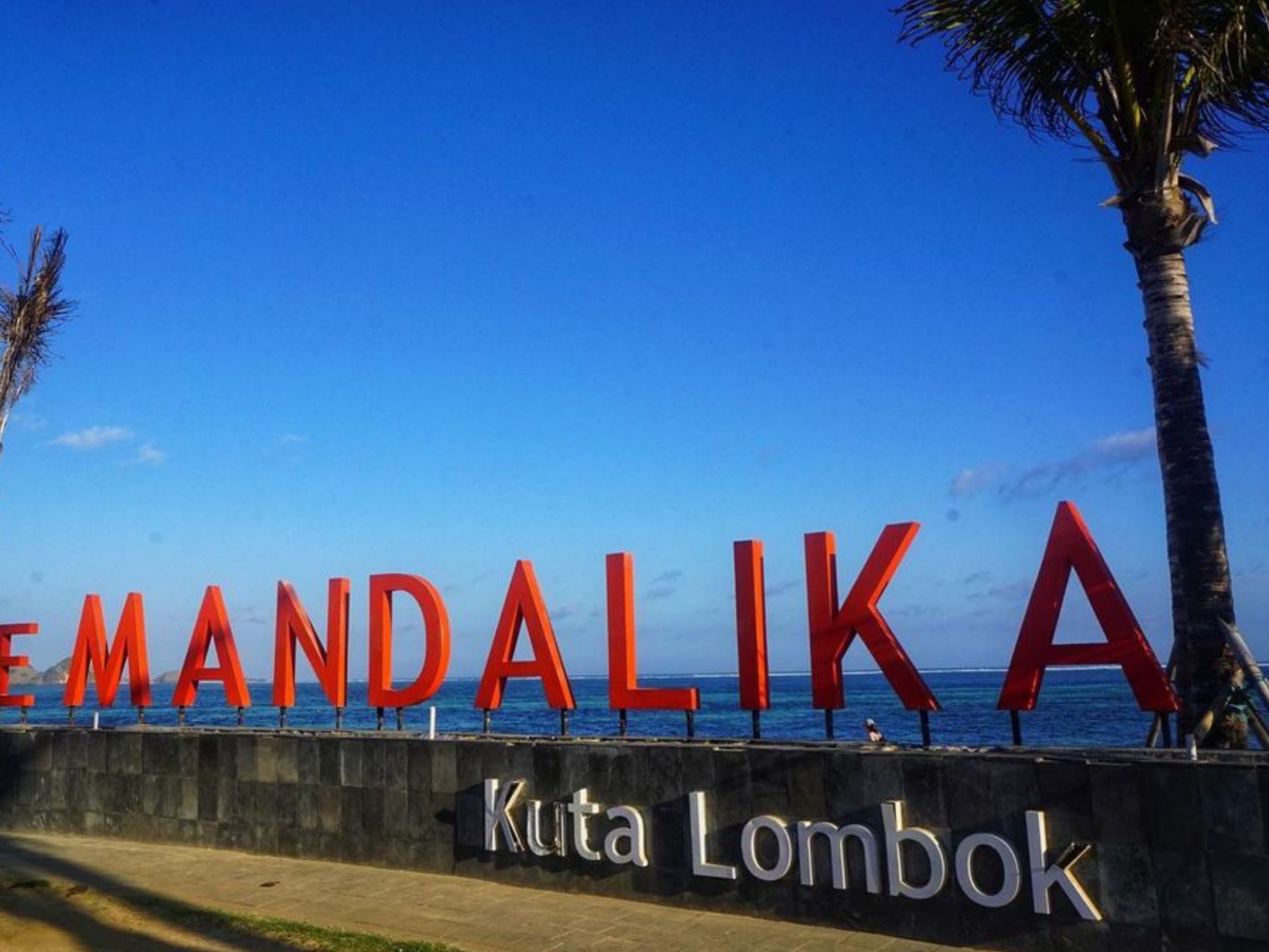 Pantai Kuta Mandalika Lombok