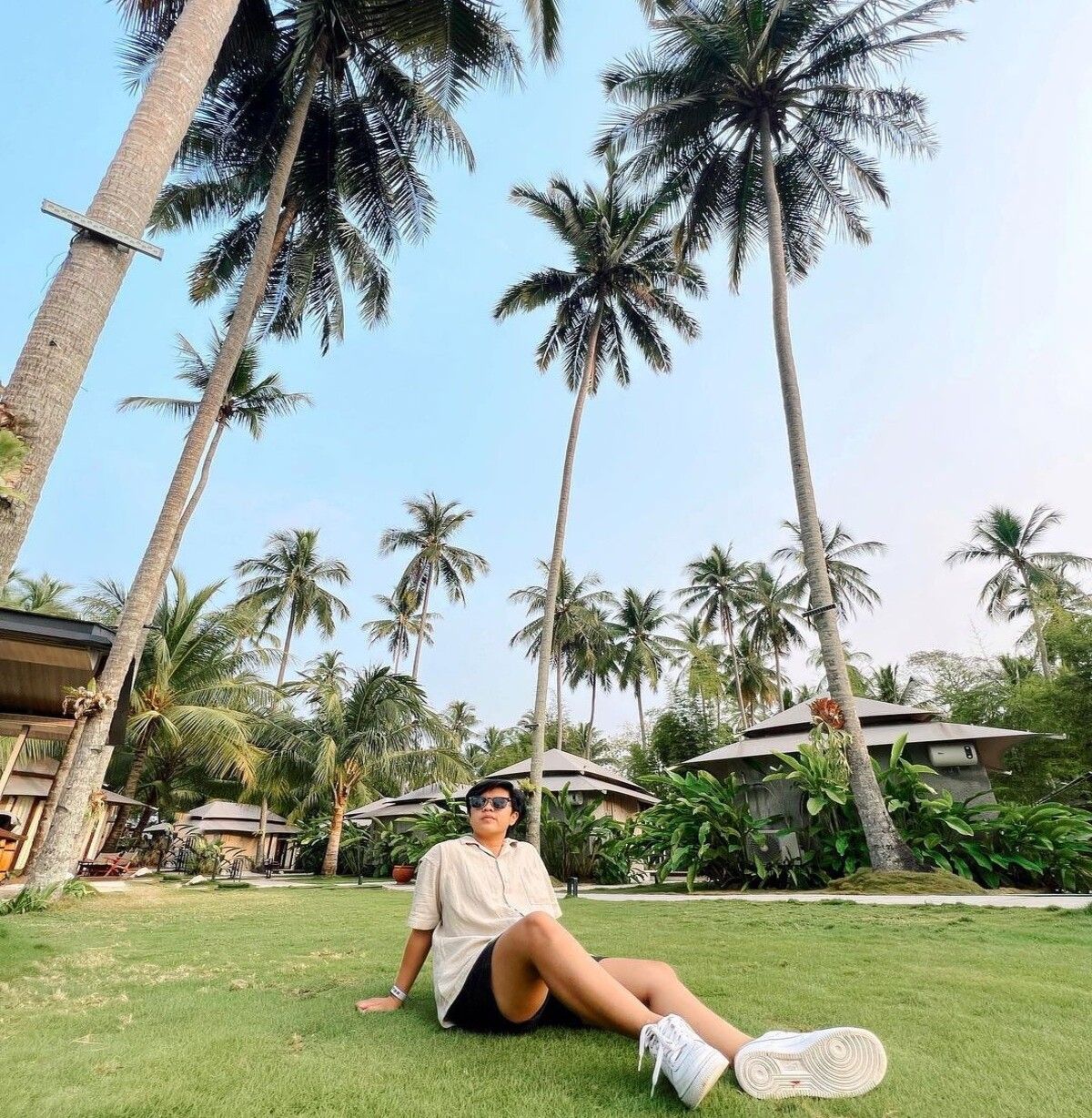 Kadena Glamping Dive Resort menawarkan banyak spot foto yang instagramable. 