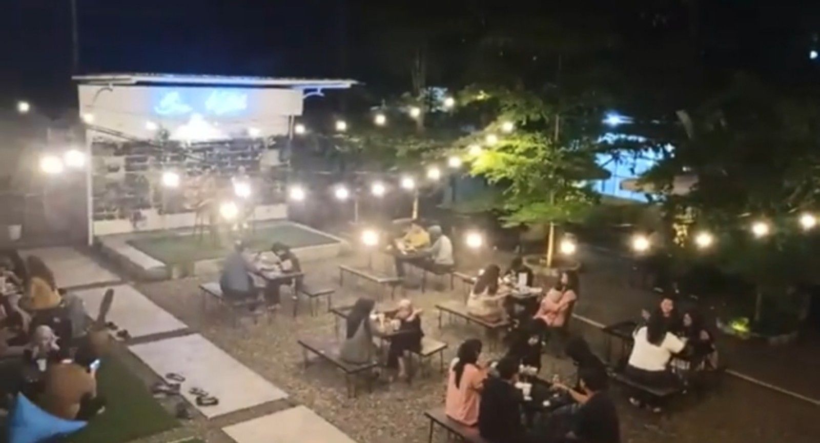 Box Koffies, resto dan cafe di Kota Tangerang Banten/tangkapan layar YouTube/channel About Tangerang 