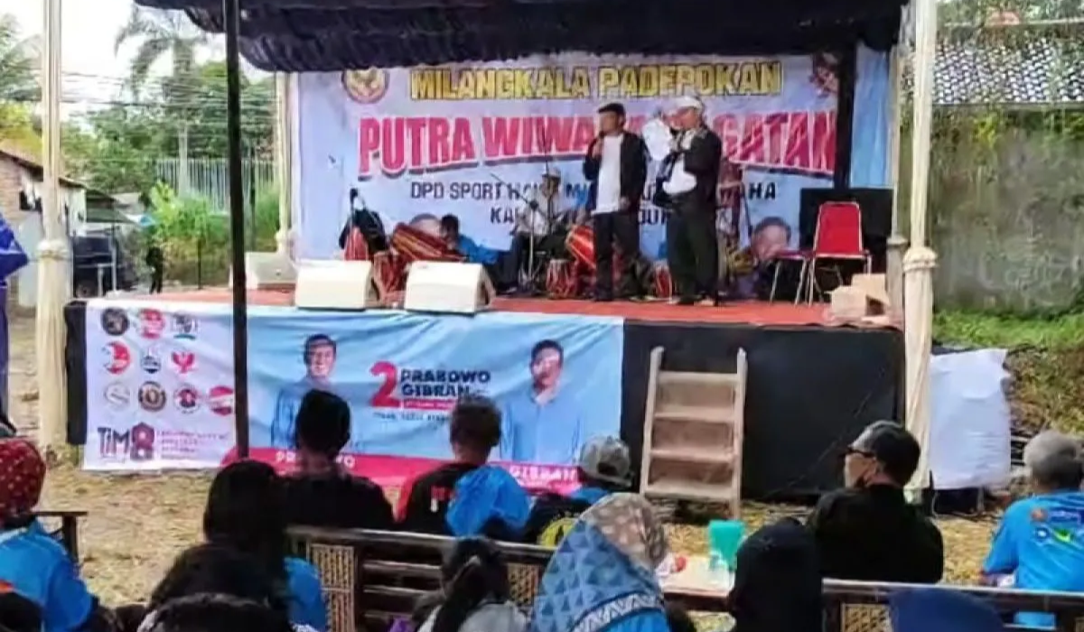 Perguruan silat dan pegiat seni Jawa Barat gelar deklarasi dukungan kepada pasangan capres-cawapres nomor urut 2 Prabowo Subianto-Gibran Rakabuming Raka.