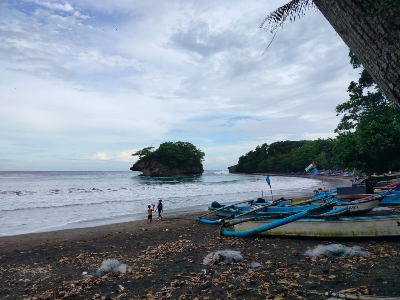 Pantai Madasari Desa Masawah Kecamatan Cimerak.*/Kabar Priangan/Kiki Masduki 