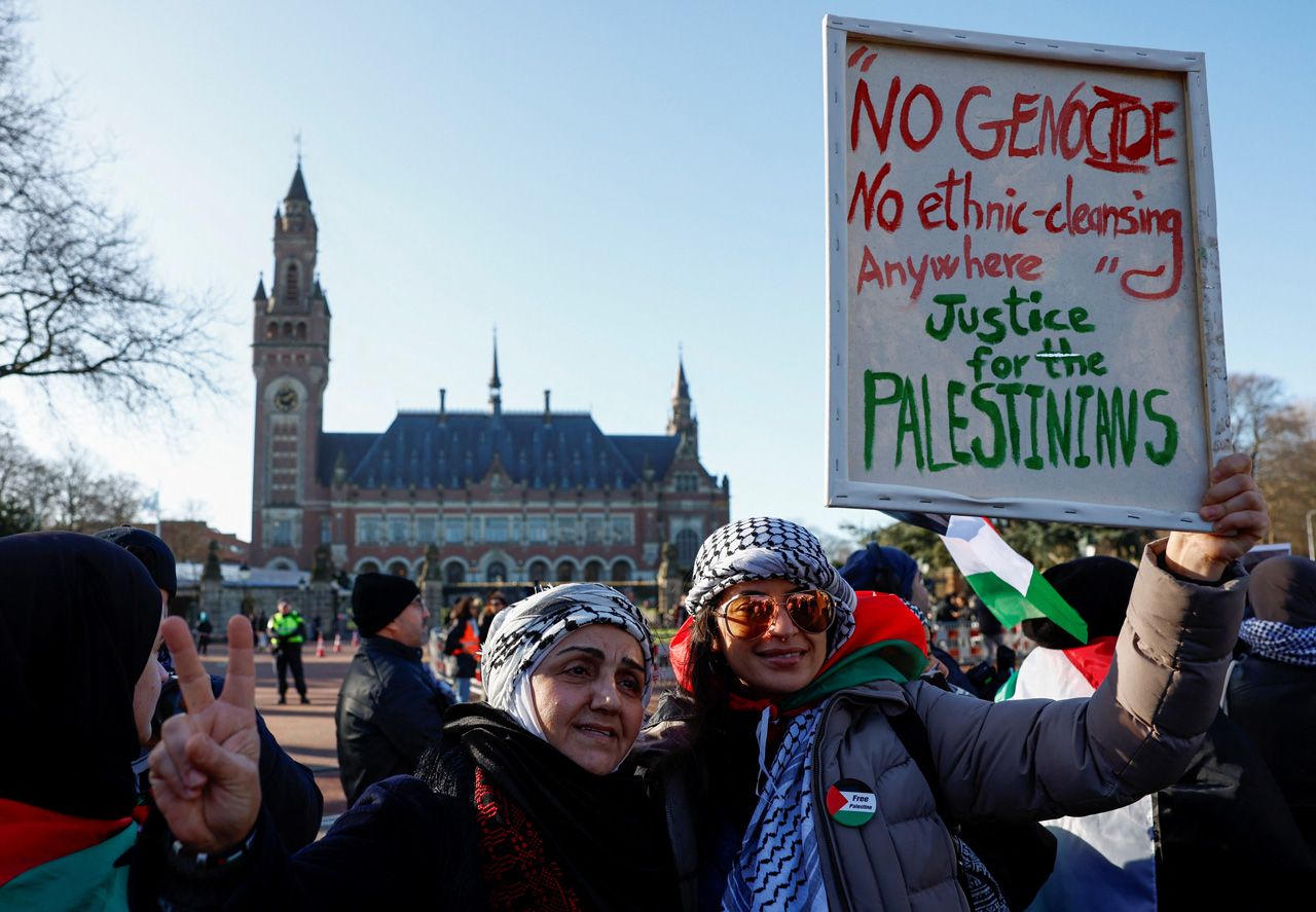 Mahkamah Internasional memerintahkan Israel untuk menghentikan genosida di Gaza.