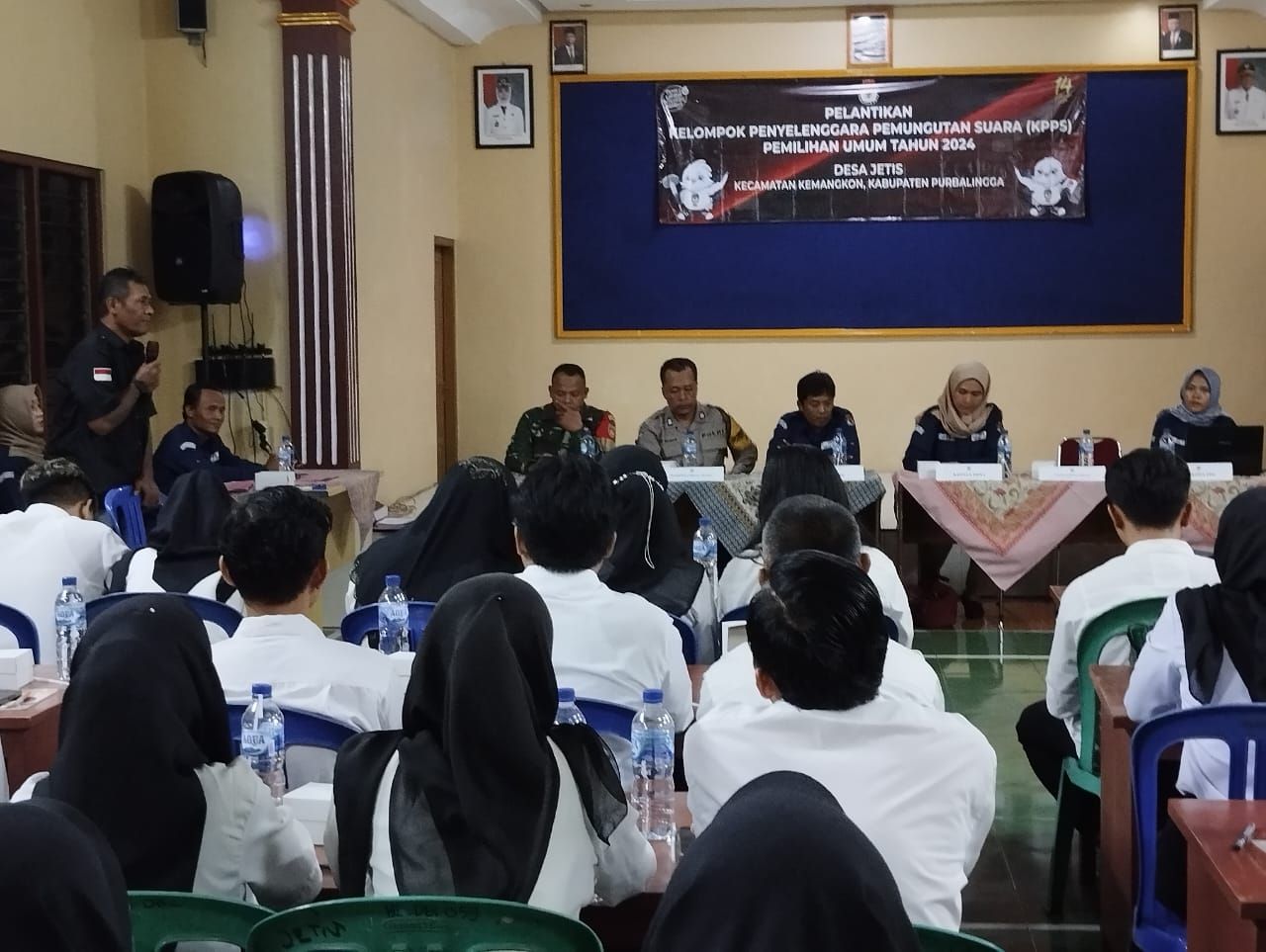 Pelantikan 70 Anggota KPPS Desa Jetis Kecamatan Kemangkon Purbalingga./Sudirman
