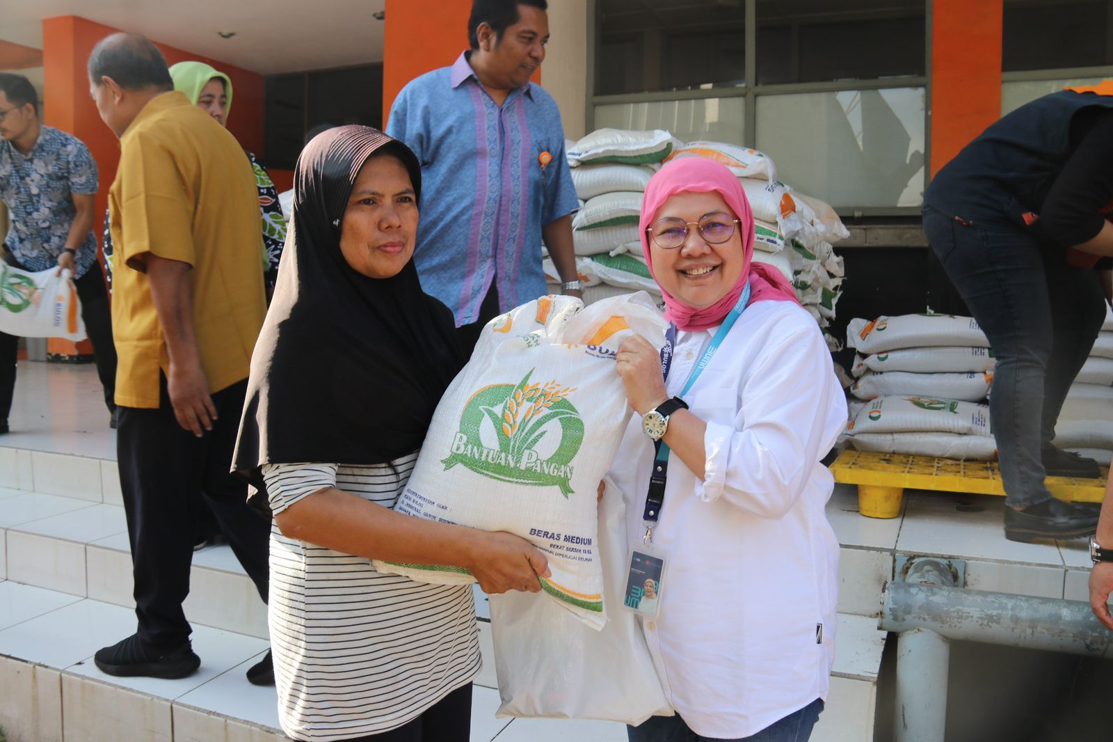 Penyaluran CCP beras untuk 7 kecamatan di Kota Bandung sendiri mencapai 112,540 ton.