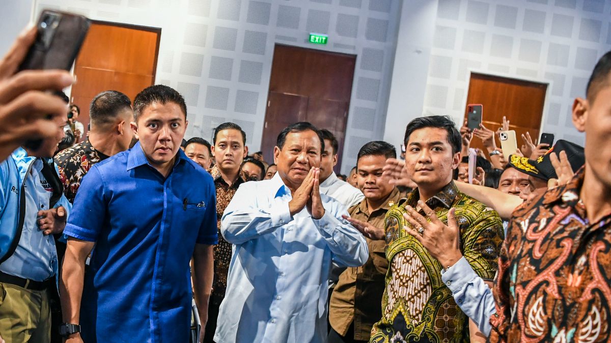 Capres nomor urut 2 Prabowo Subianto hadir dalam acara deklarasi dukungan dari Aliansi Advokat Indonesia Bersatu di Jakarta, Jumat (26/1/2024).