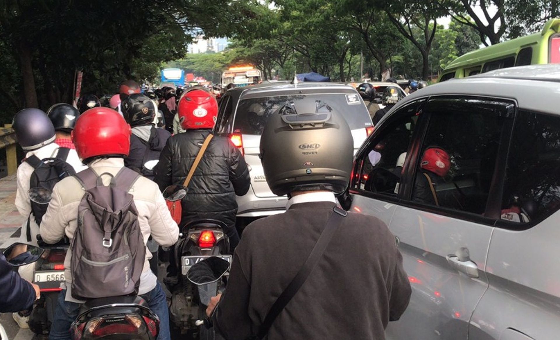 Kemacetan di Jalan Soekarno Hatta - Gedebage 18 Januari 2024.