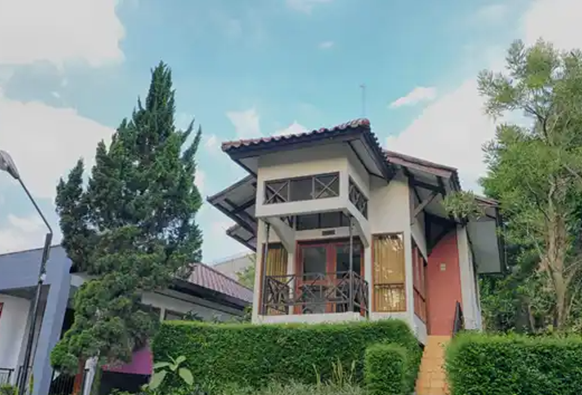 Karang Setra Hotel & Cottages