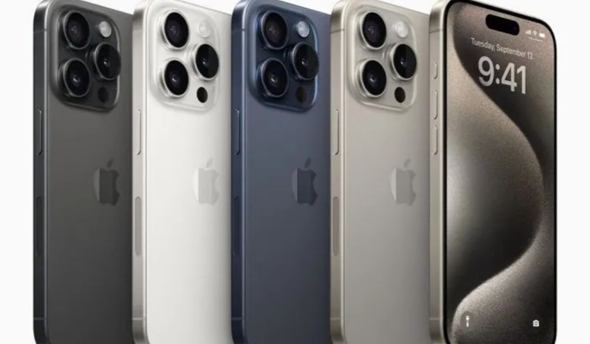 Arsip foto - Tampilan pilihan warna iPhone 15 Pro series yang resmi dirilis membawa keunggulan chipset Bionic A17 Pro serta desain titanium.