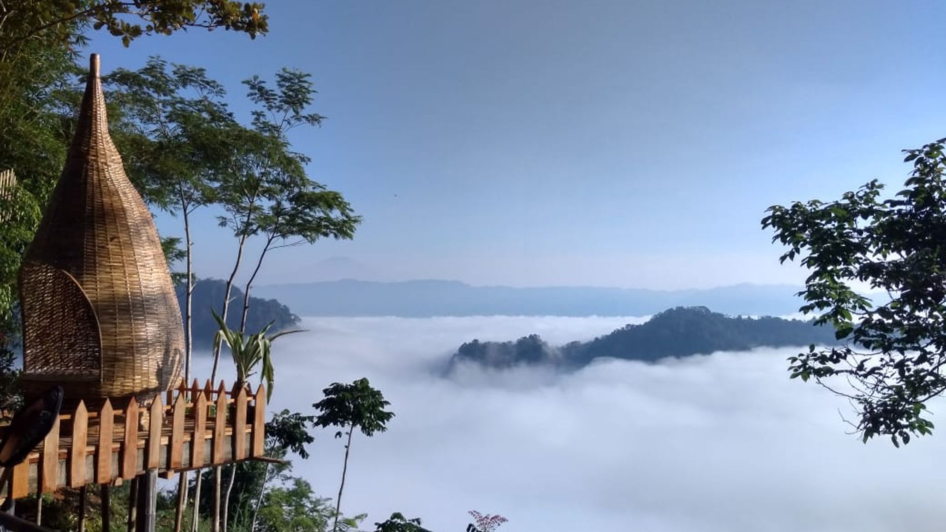 Puncak Bangku Rancah Wisata Alam Hidden Gems Di Ciamis Memiliki