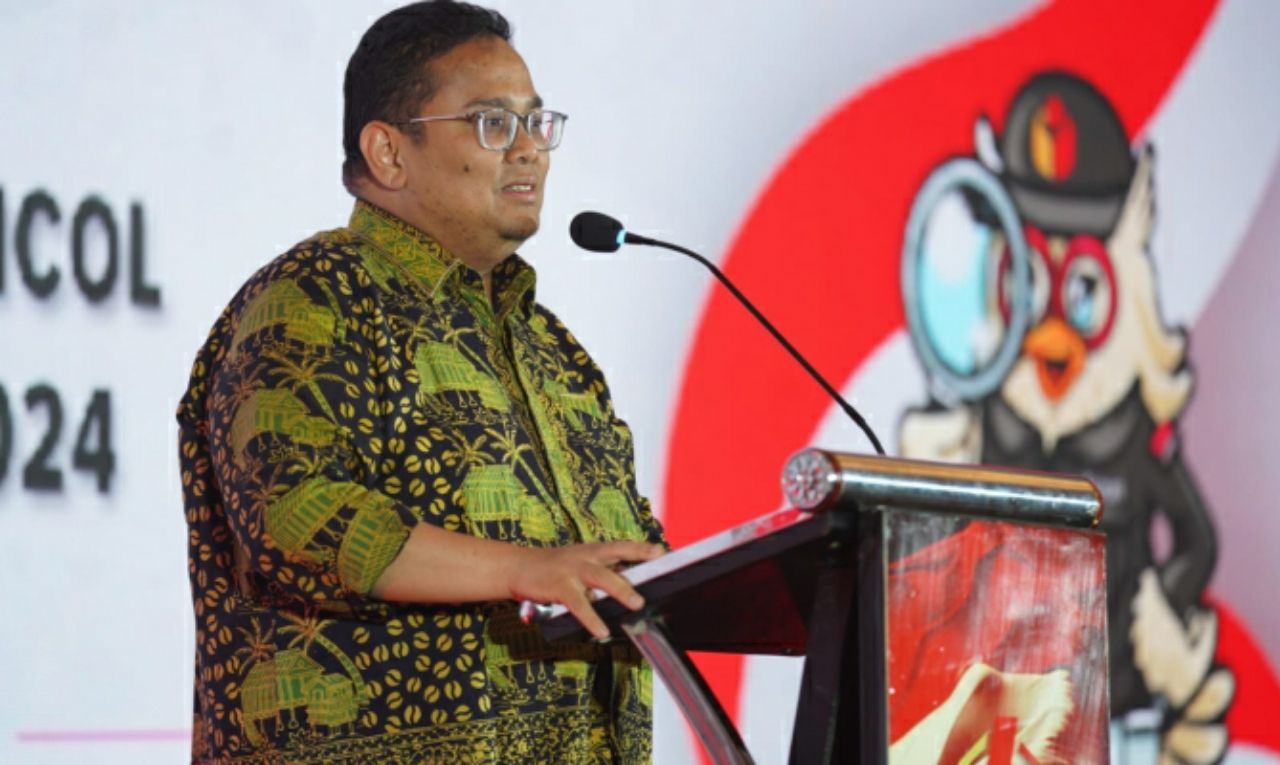 Ketua Bawaslu Rahmat Bagja saat memberikan sambutan dalam Konsolidasi Nasional Persiapan Pengawasan Tahapan Masa Tenang, Pemungutan dan Penghitungan Suara Pada Pemilu 2024, di Jakarta, Senin (5/2/2024) malam.