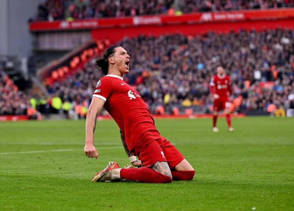Darwin Nunez cetak 1 gol dalam kemenangan Liverpool 3-1 dari Brentford.