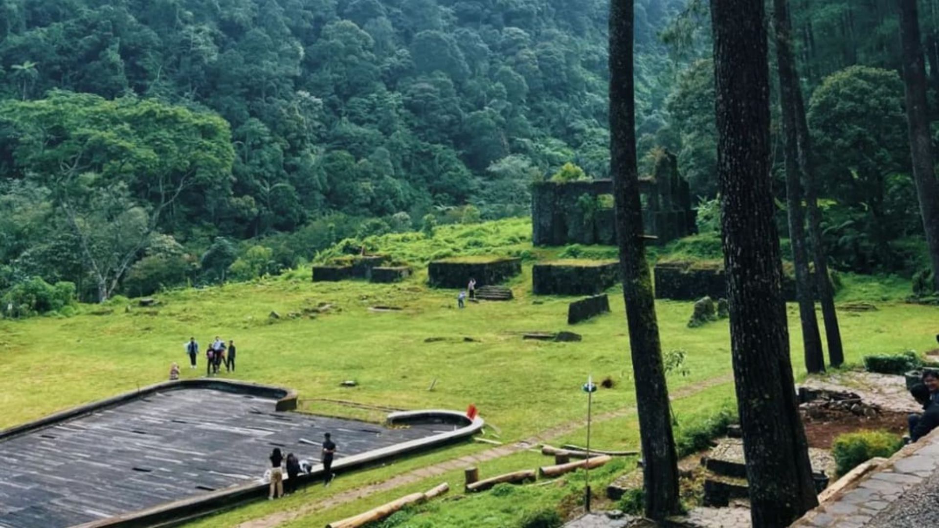 Jejak peninggalan kolonial Belanda dapat terlihat di wisata alam Gunung Puntang, Bandung./Instagram/@ato99ohayou