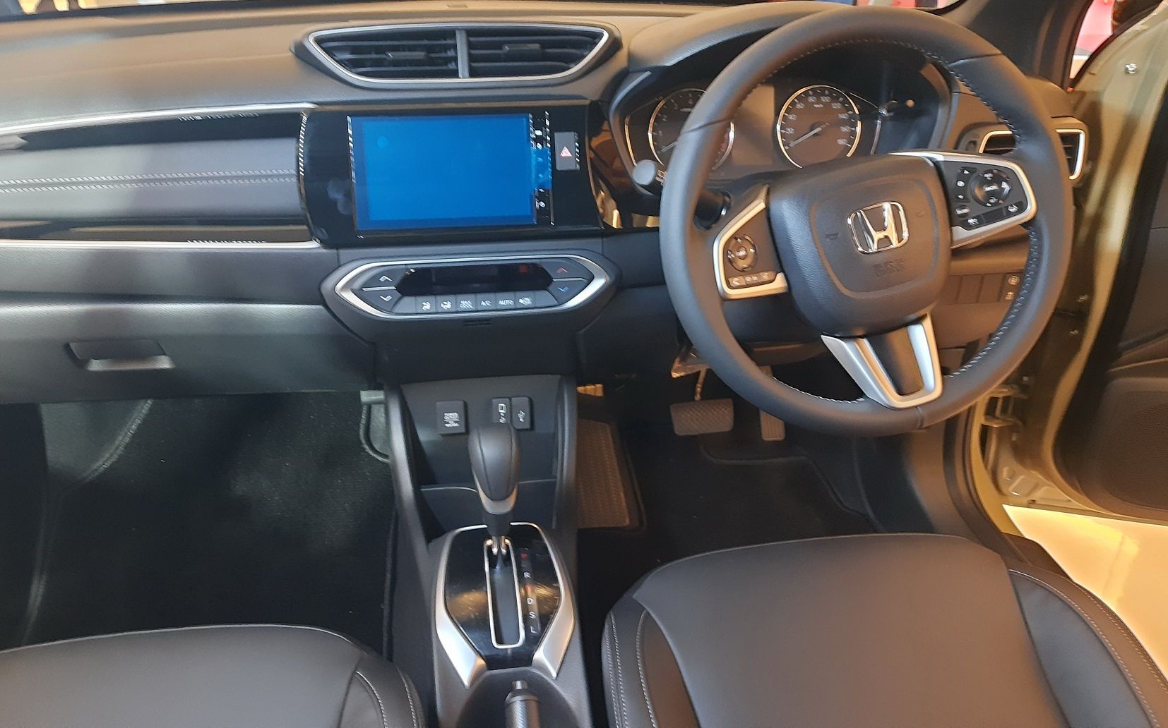 Interior New Honda BR-V N7X Edition.*/  