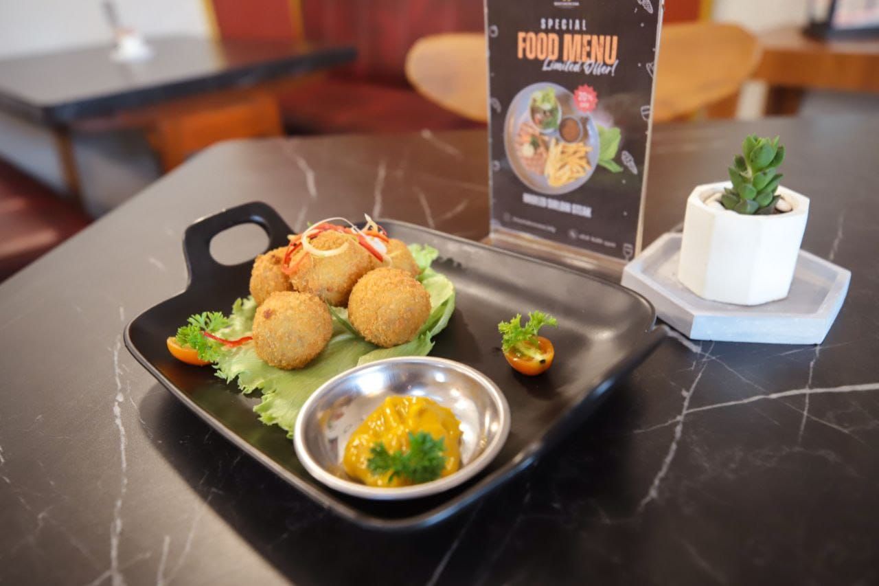 promo kuliner Bandung, makanan lezat di Wastukencana Kafe